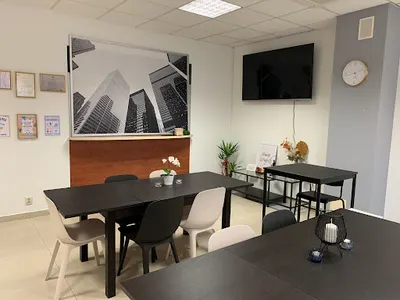 ELITEDU Szkoła Językowa i Nauk Ścisłych